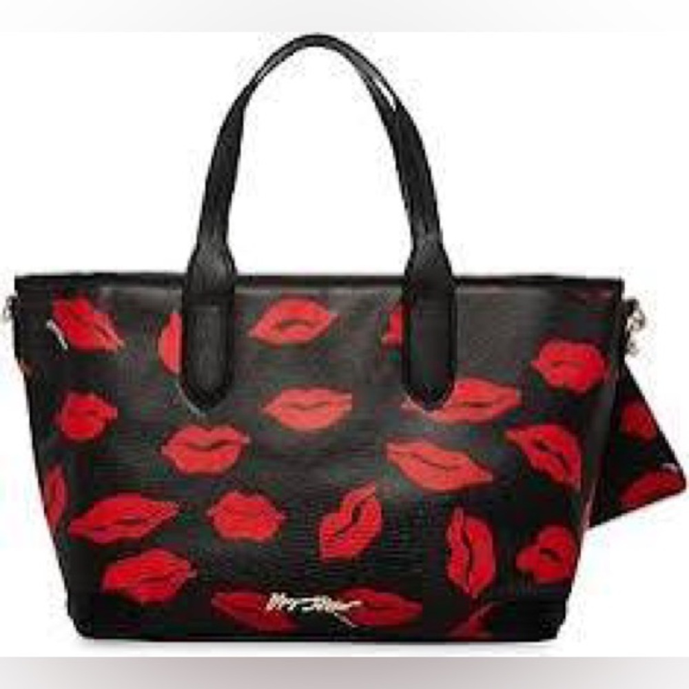Betsey Johnson Black Tote & wristlet set  with Red Lip Print - Picture 5 of 15